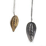 small leaf peperomia necklace