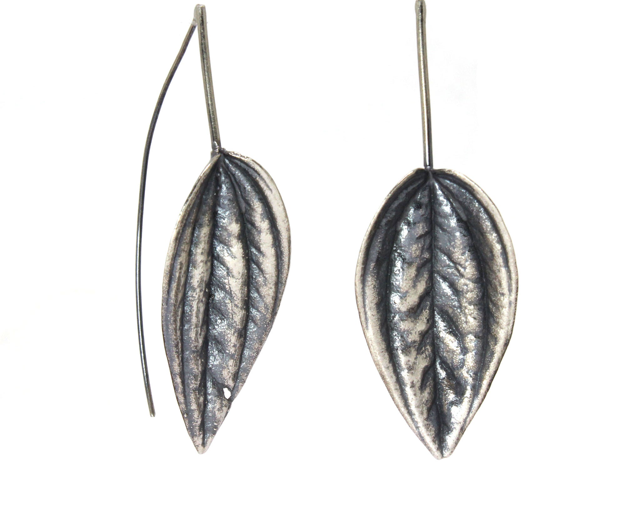 peperomia earrings: wishbone