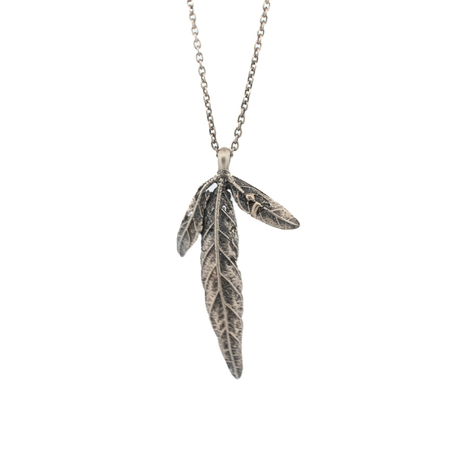 sterling silver cannabis leaf pendant necklace