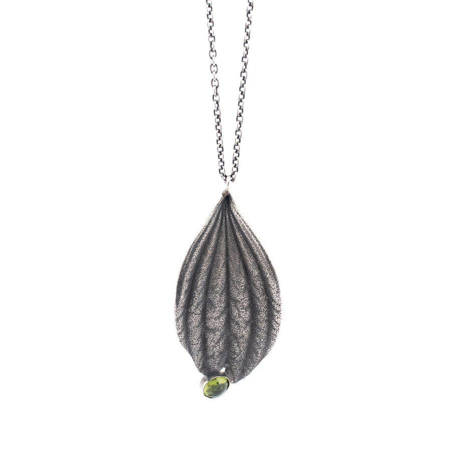 silver peridot stone and peperomia leaf necklace