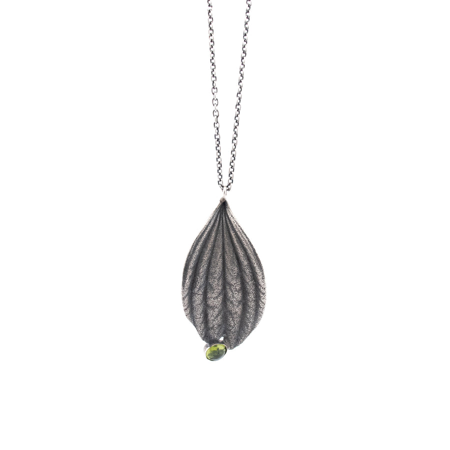 silver peridot stone and peperomia leaf necklace