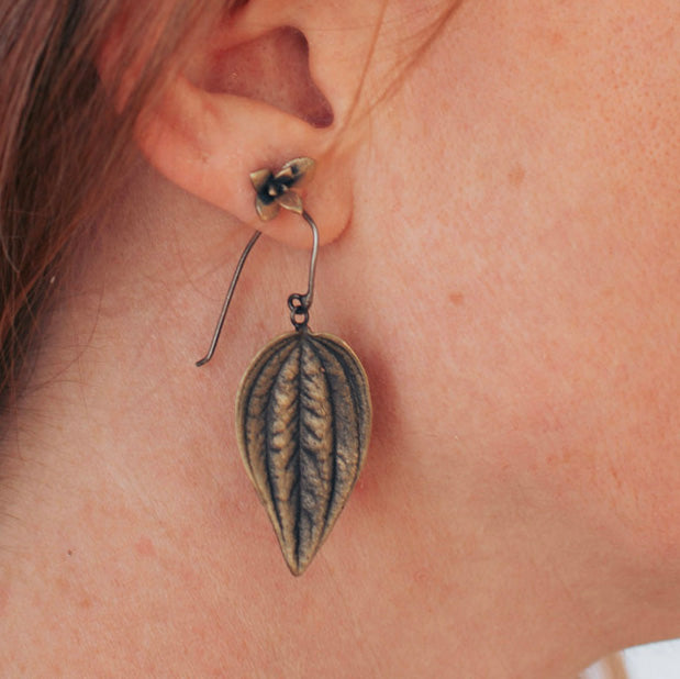 small leaf peperomia dangle earrings